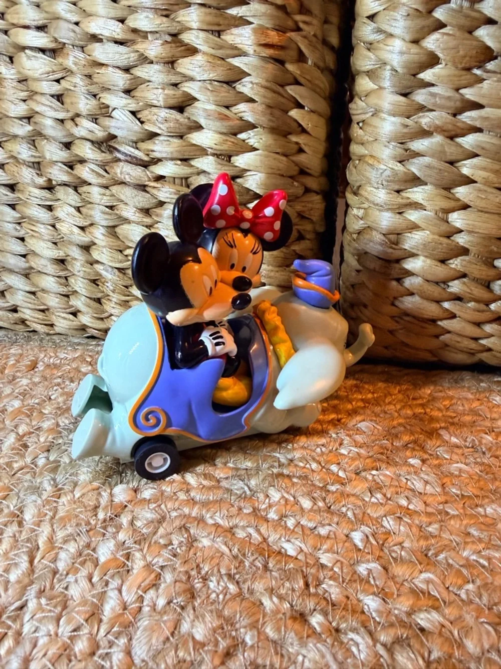 NWT Disney Parks Mickey & Minnie Ride-On Dumbo Pull Back Toy